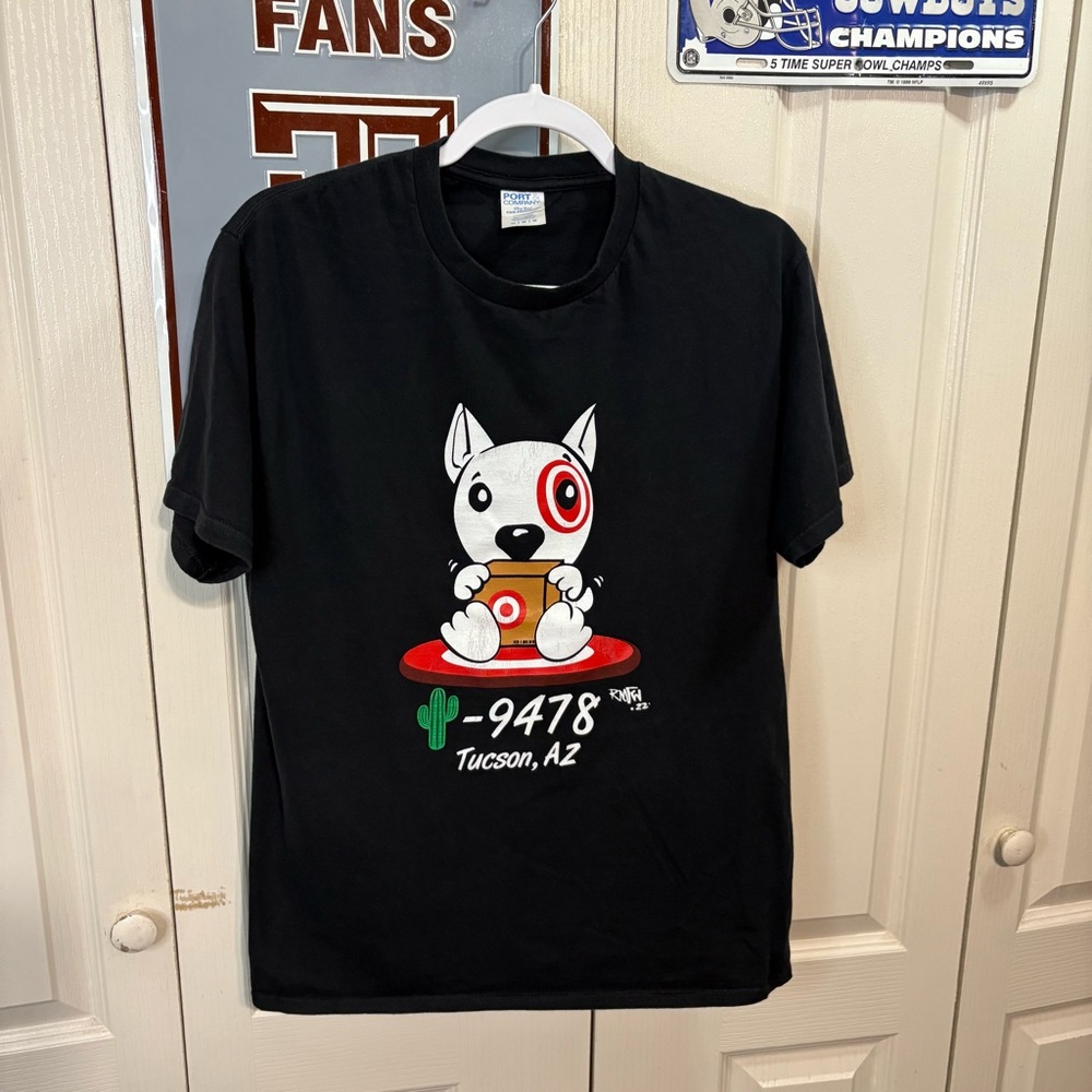 Black Graphic T-Shirt with Dog Design